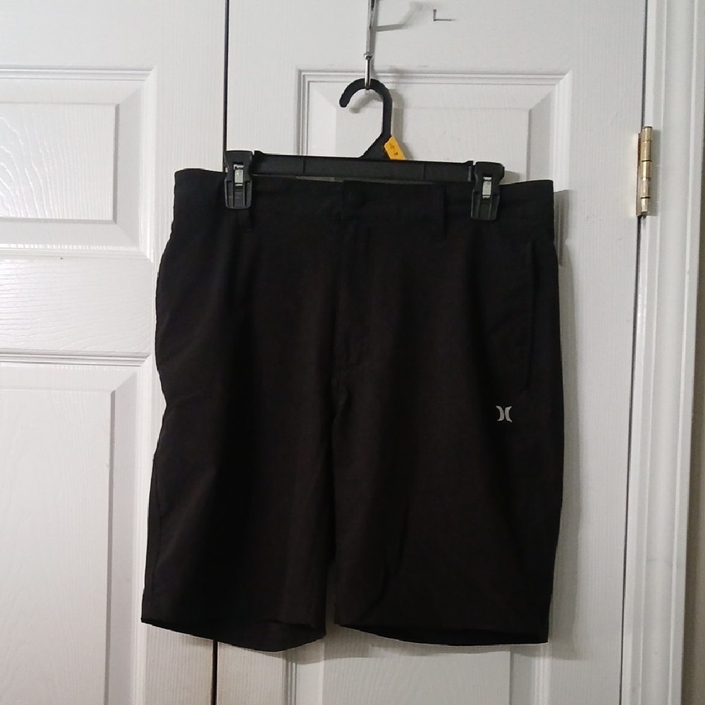 Hurley Men's Black  flat front mesh pocket lightweight Shorts Sz 32 NWOT